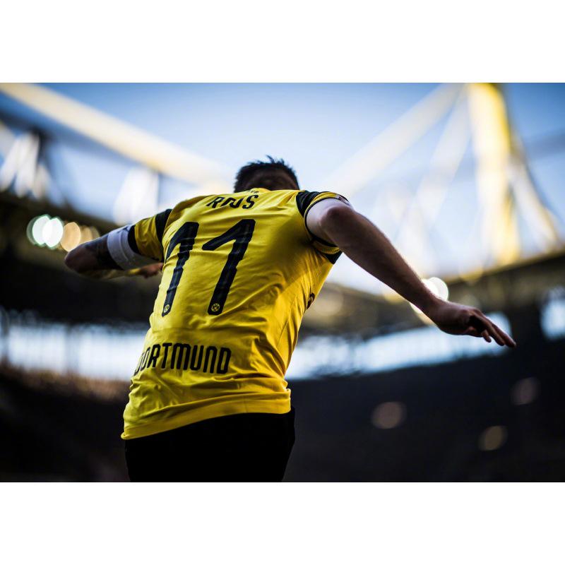 

Marco Reus Football Star Poster - Home, Dorm, Bar, Study Decor Wall Hanging with Frame. White card paper (non-adhesive) 30*42 cm