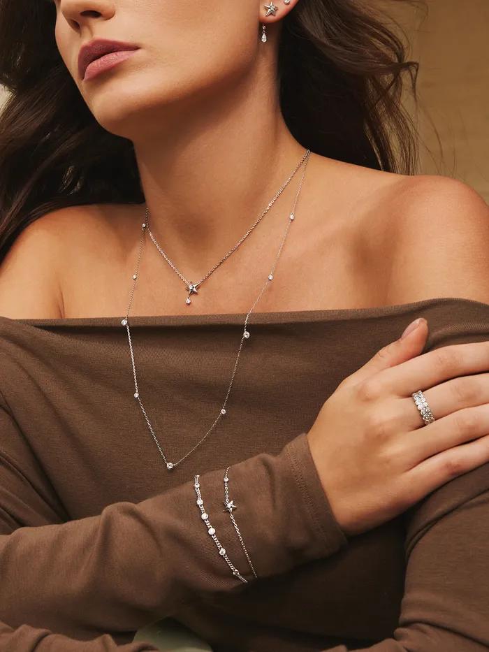 [Worn by Kiki Isola] Silver Sparkling Star Drop 925 Silver Necklace N066-04H.