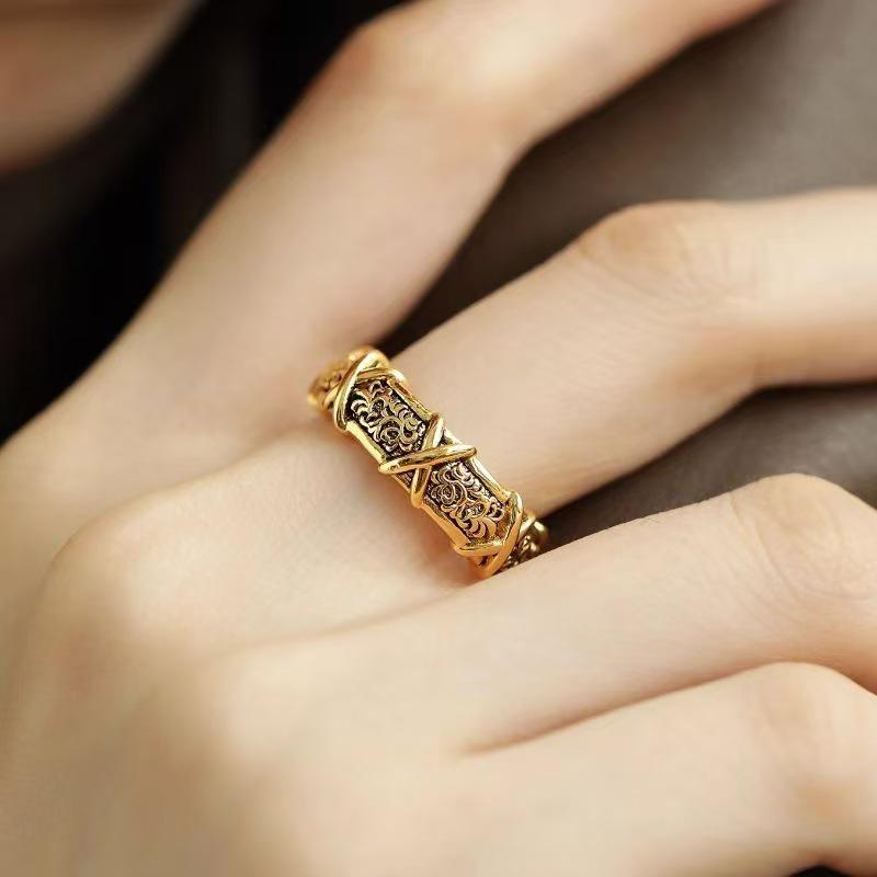 Retro Distressed Gold-Plated Adjustable Women's Ring - Chinese Style Elegant Index Finger Accessory
