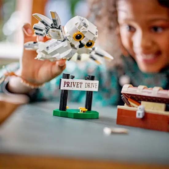 FTBB05_Lego_HarryPotter_Hedwig_76425