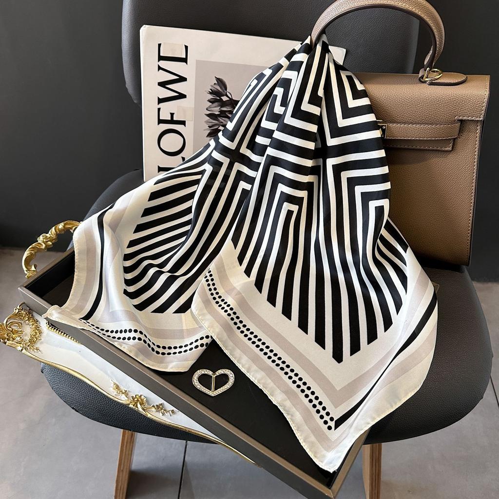 NEW Fashion Luxury Brand 70cm Silk Square Scarf Women Satin Shawl Wrap Hijab Echarpe Neck Tie Female Hair Bandana Headkerchief