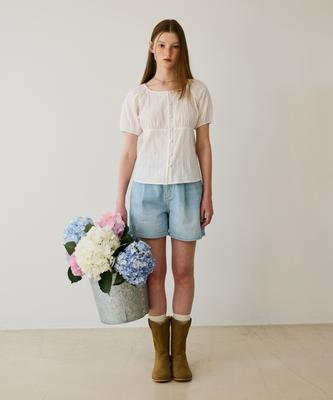 COVERNAT WOMAN Pintuck Denim Shorts Light Blue