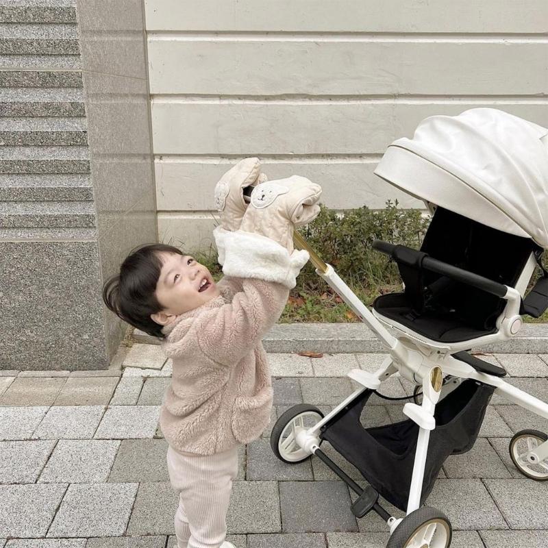Windproof Children's Stroller Handmuffs Outdoor Sports Mittens Cute Bear Hand Warmers Scooter Gloves for Winter Season