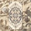Beiges, reich verziertes Mandala-Print, schnell trocknendes Mikrofaser-Strandtuch, elegantes Boho-Blumen-Übergrößen-Handtuch für den Sommer, zum Schwimmen und für den Pool