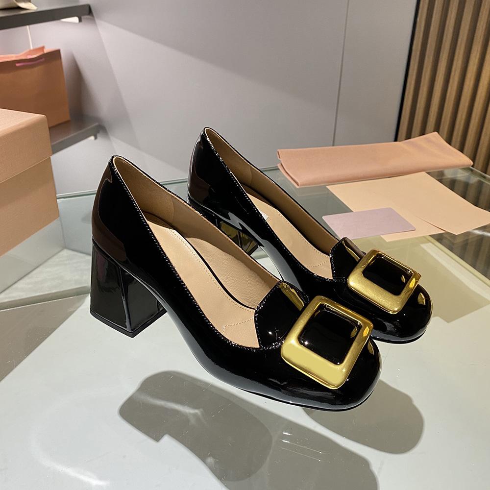 Mary Janes mit dickem Absatz und quadratischer Schnalle, Einzelne Schuhe, Hoher Absatz, Quadratische Spitze, Flacher Ausschnitt, Vintage-Lackleder, Lefu-Schuhe