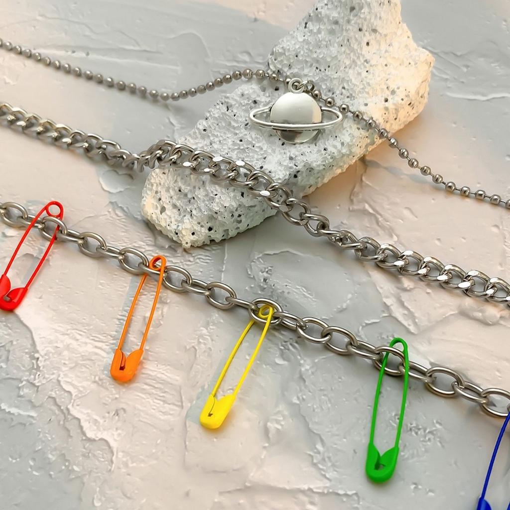 Novelty Jewelry Hip-Hop Punk Stacked Metal Necklaces Sweet And Cool Color Pin Planet Pendant Necklace