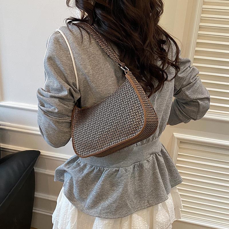 Solid Color Casual and Lightweight New Women's Handbag Summer Popular Portable Shoulder Underarm Bag