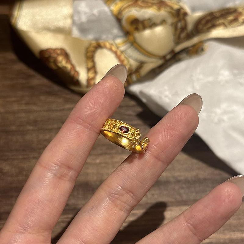 Vintage Palace Style Ruby Ring Light Luxury Exquisite Rings for Women Party Wedding High Quality Engagement Wedding