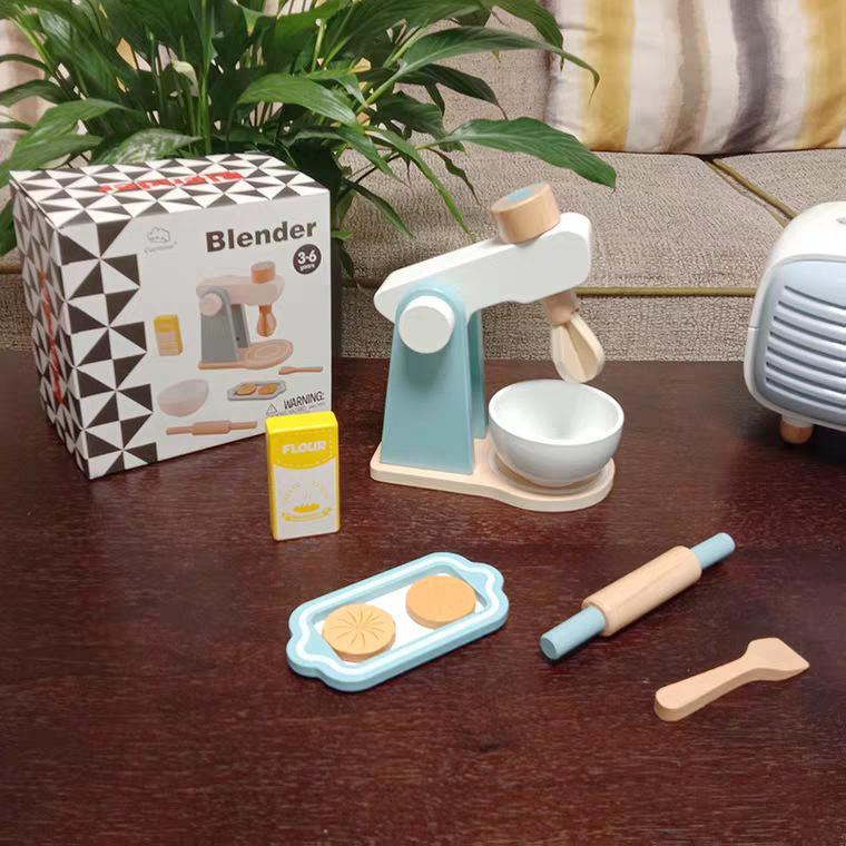 Kids' Wooden Kitchen Pretend Play Set with Oven, Toaster & Waffle Toys