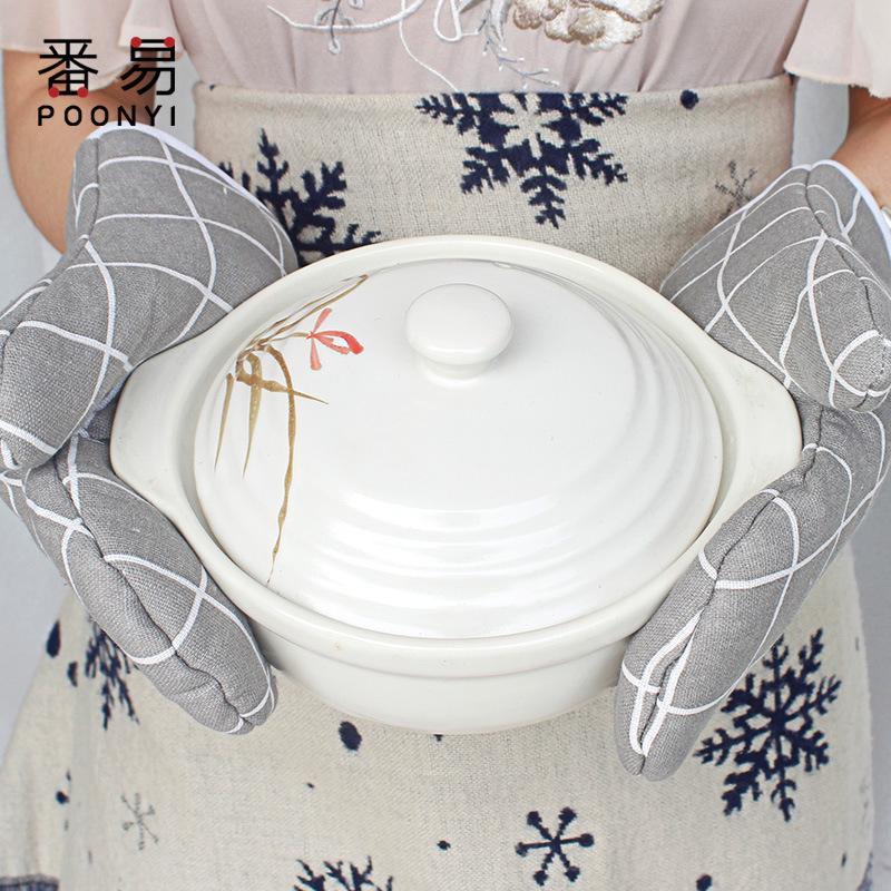 10-Year High-Temperature Insulated Kitchen Gloves for Cooking & Microwave