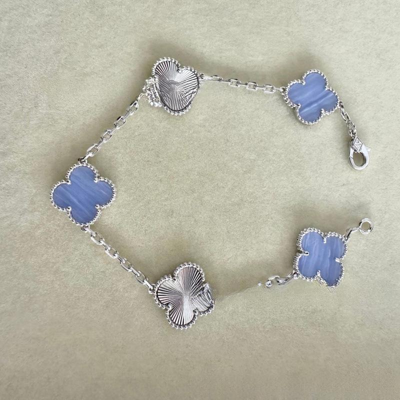 Exquisite Four-leaf Clover Bracelet for Women Five-flower Bracelet Double-sided Natural White Mother-of-pearl and Carnelian Bracelet
