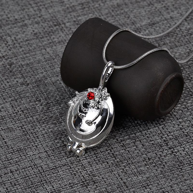 

Винтажное ожерелье из вербены: Модный аксессуар в стиле ретро