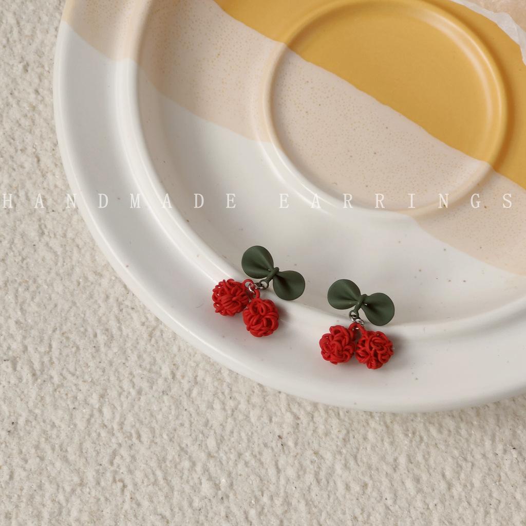 Япония и Корея милые менее ощутимые серьги-гвоздики вишня игла сладкий лист дизайн с краской фруктовые серьги