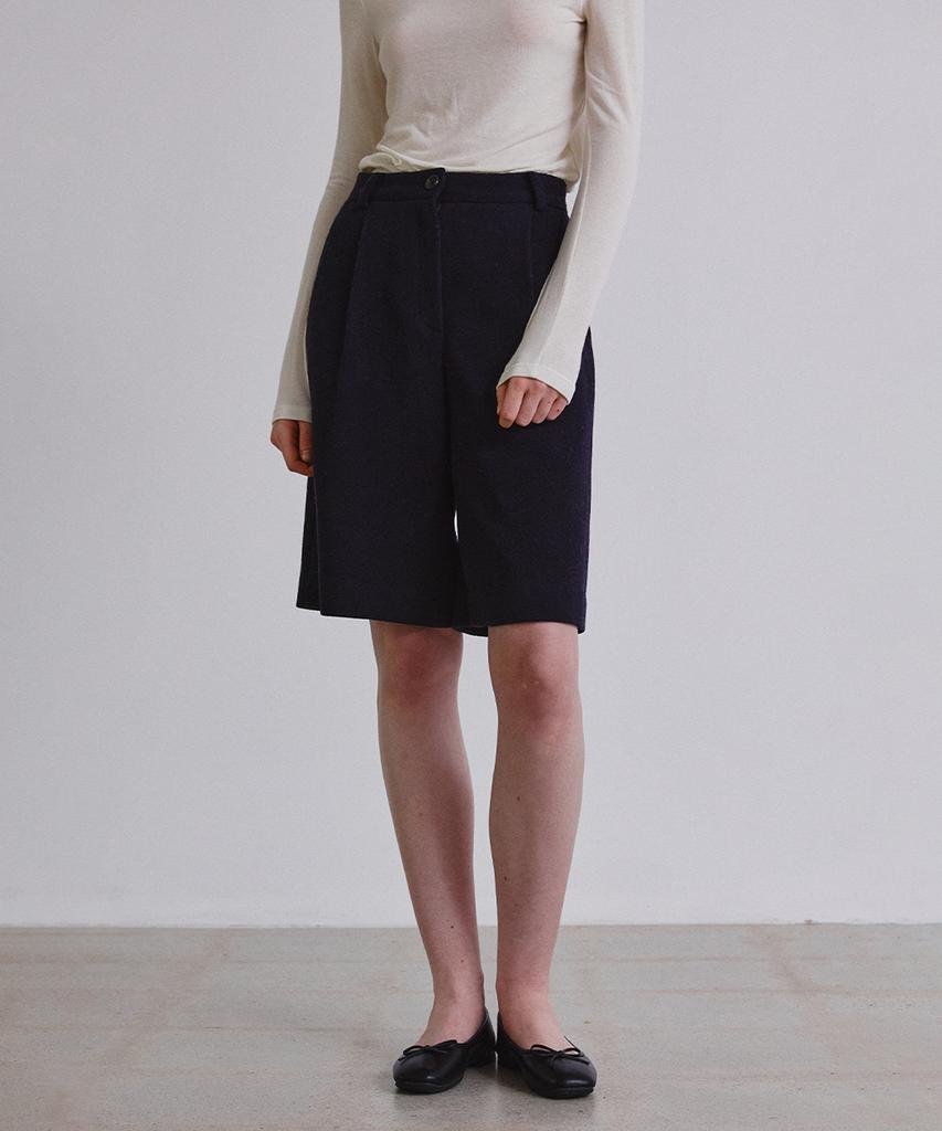 STEP AROUND Wool Twill Bermuda Pants_Navy