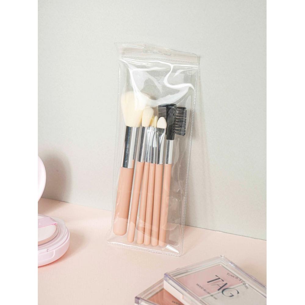 Daiso 6 Piece Makeup Brush Set