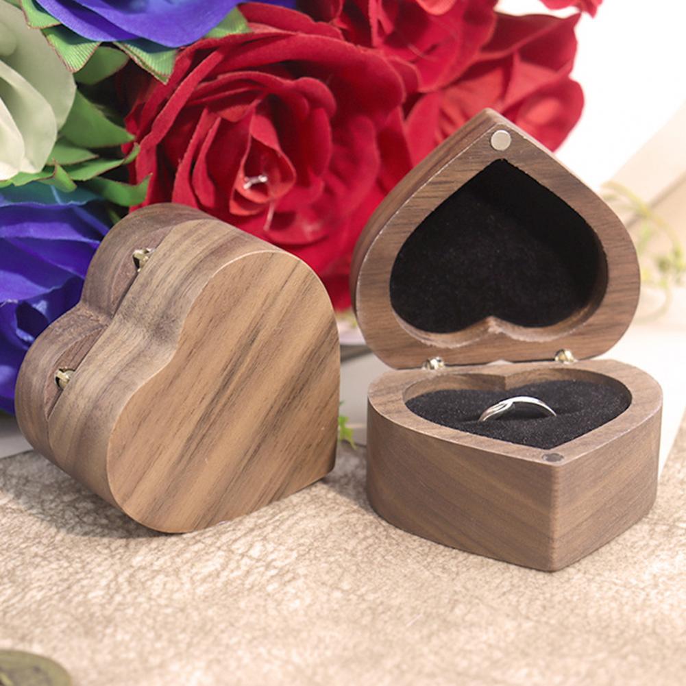 Ring Storage Box Heart-shaped Walnut Wood Jewelry Box Velvet-padded Ring Storage Case Smooth Polished Surface Wedding Proposal