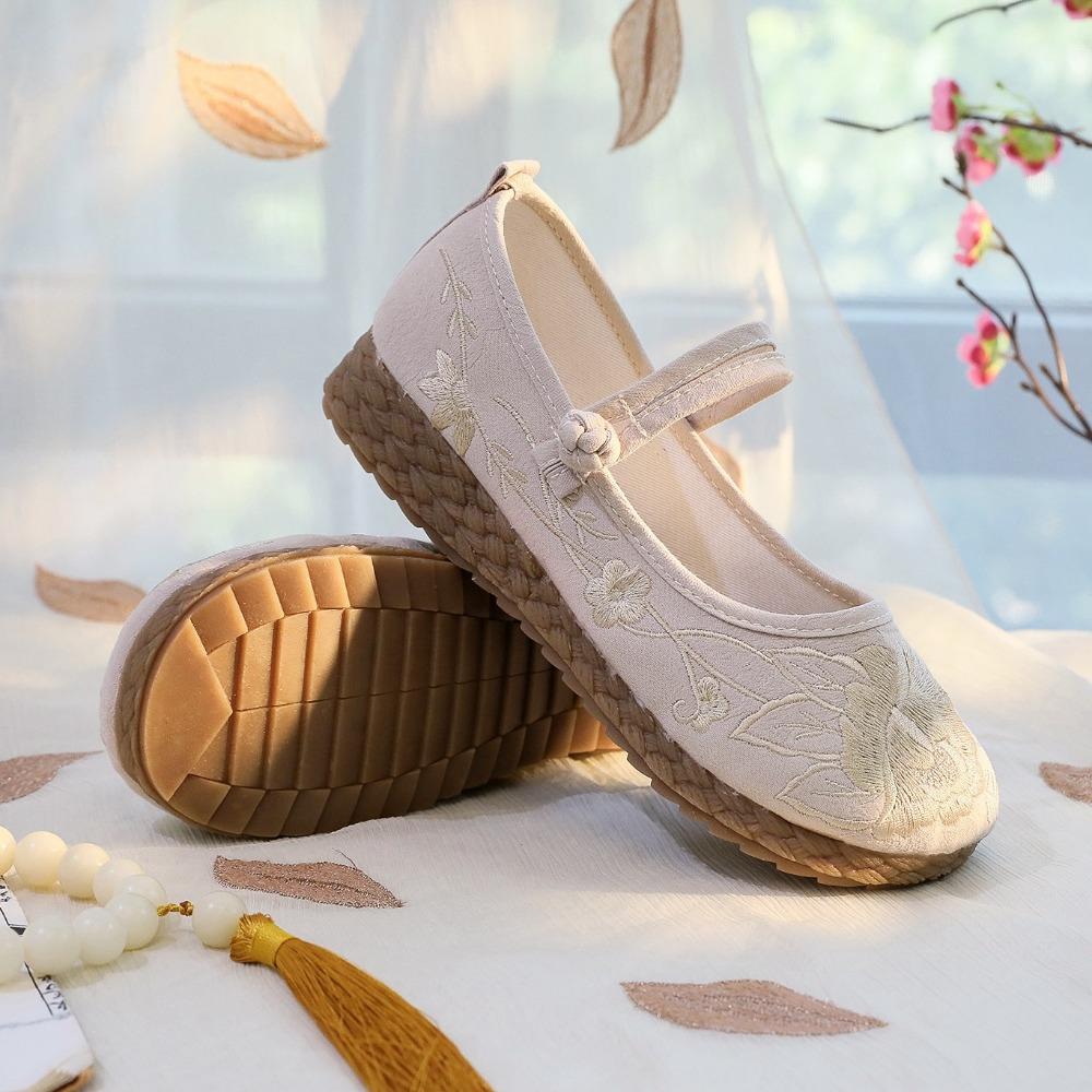 Vintage Chinese Handmade Embroidered Cloth Shoes - Women's Hanfu Flats Antique Breathable Non-Slip Walking Shoes