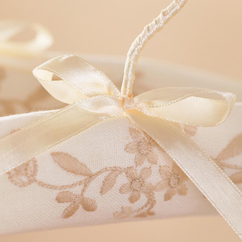 Wedding Party Clothes Hanger Photo Props Sponge Suit Embroidery Pattern Creative Storage Full Dress Organization Supplies