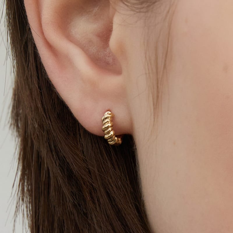 LUNNE 14k Twisted Rope One-Touch Ring Earrings (14k Gold) #LFE27