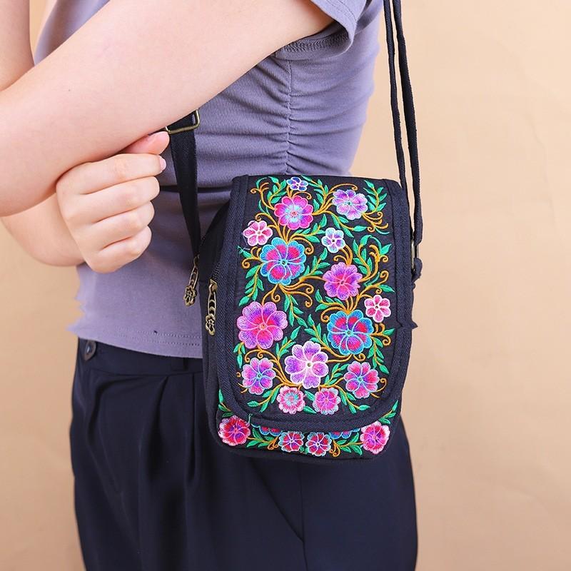 Vintage Chinese Style Embroidered Canvas Crossbody Bag With Multiple Pockets For Daily Use