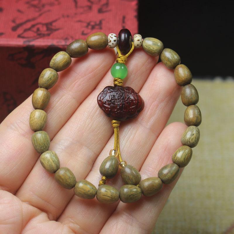 Green Sandalwood Women’s Prayer Beads Bracelet with Safety Lock Elegant Gift