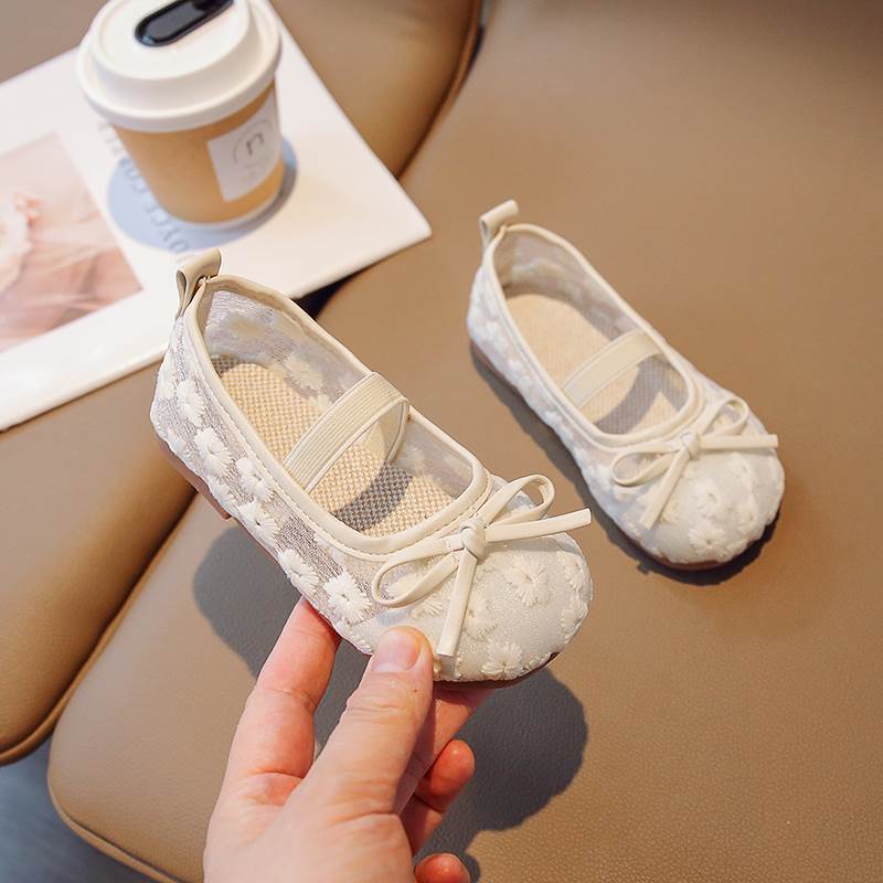 Breathable children s shoes for autumn and summer, traditional style shoes, Hanfu shoes, girls  princess shoes, soft-soled performance shoes, 23 белый