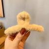 Winter New Style Large Plush Catch Clip Korean Shark Hairpin Hairpin Wedding Hair Jewelry Available