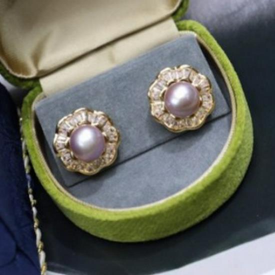 Korean Style 18K Gold-Plated Freshwater Pearl Stud Earrings with Cubic Zirconia, 8-9mm, Versatile Fashion Accessory.