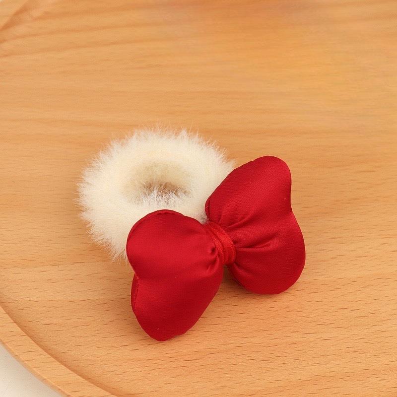 Czerwona Kokarda w KropkiMaszynka do WłosówUrocza i DziewczęcaKlamra na Grzywkę Klips BB Klips BocznyAkcesorium do Włosów