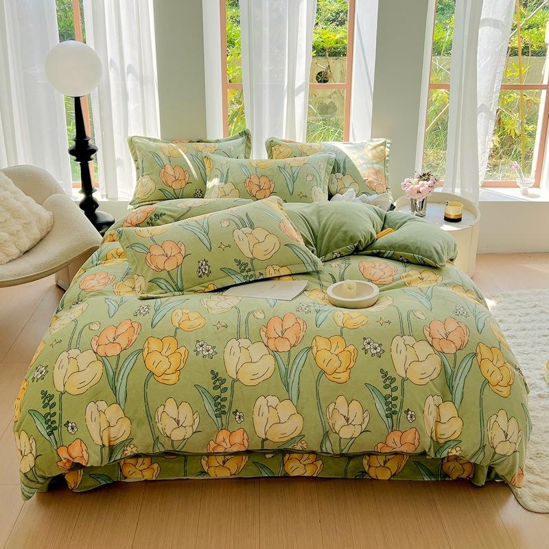 Set din patru piese din catifea cu lapte proaspăt de iarnă, husă de pilotă din flanel din catifea cu două fețe cu imprimare antistatică și set din trei piese din catifea