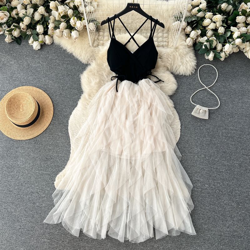 

French Style Temperament Slim-Fit Deep V Sweet Lady High Waist Long Dress Super Fairy Cake Beach Dress Splicing Sling Dress Apricot color One size