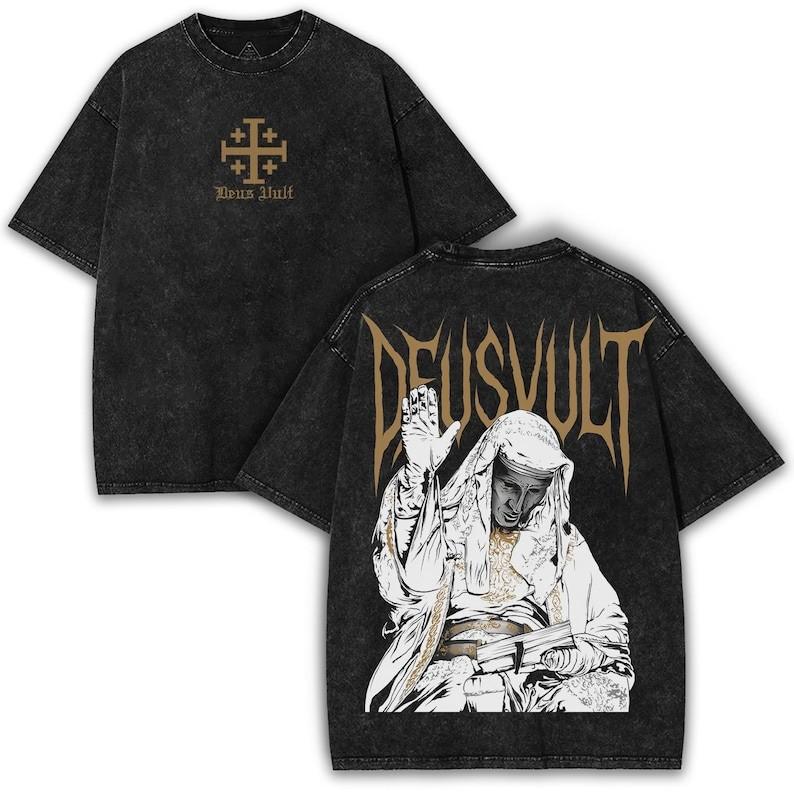 Deus Vult T-Shirt: Vintage Kreuzfahrer Grafik T-Shirt, Oversized Passform