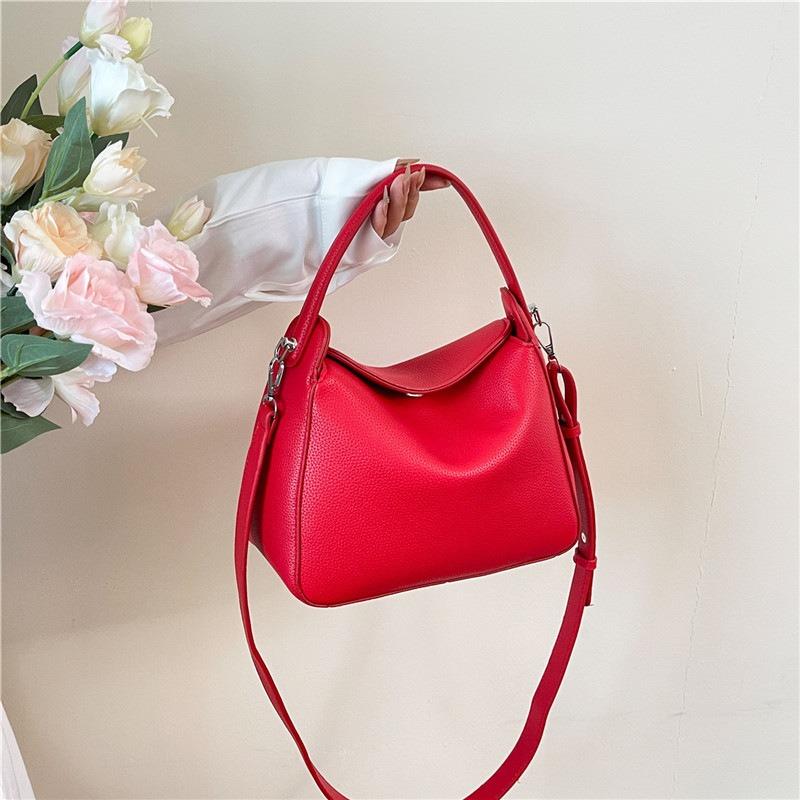 Niche Design Fashion Trend Personalized Casual Bucket Bag Simple Summer New Women's Shoulder Messenger Bag