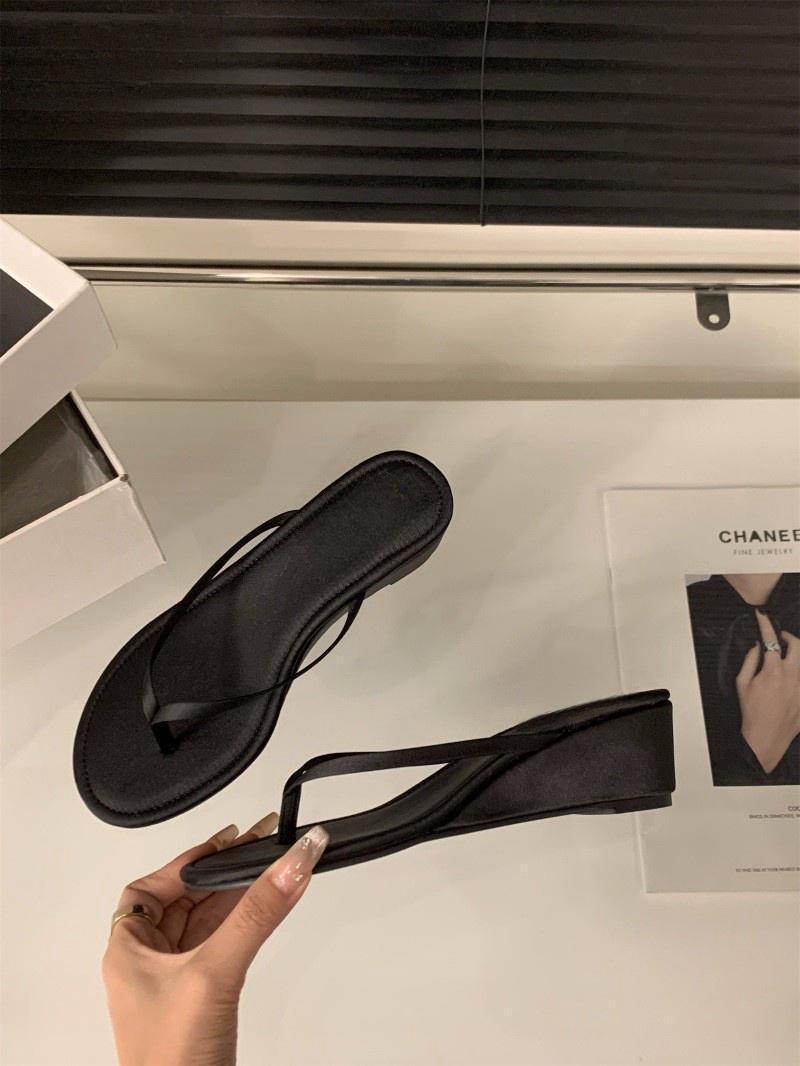 

Туфли на танкетке, на высоком каблуке, шлепанцы, женская обувь, носить 2025, новые летние маленькие сандалии, красные сандалии 35 чёрный