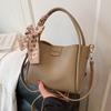 Solid Color Pu Leather Bucket Bag Versatile Women 's Handbag Temperament Crossbody Bag  Outdoor