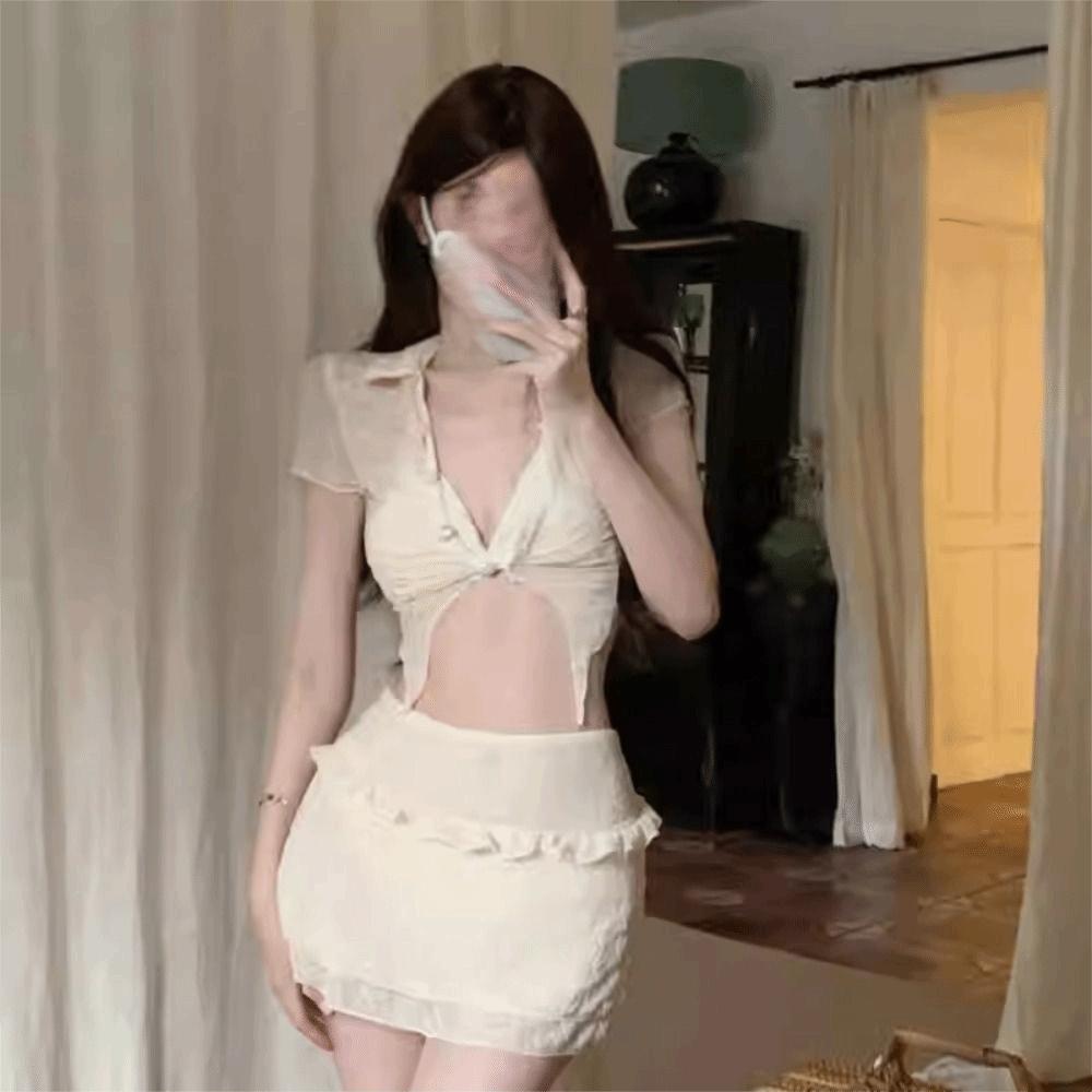 Solid Three-pieces Swimsuit Short Sleeve Cover-Ups Modest Yet Bathing Suit  Swimming