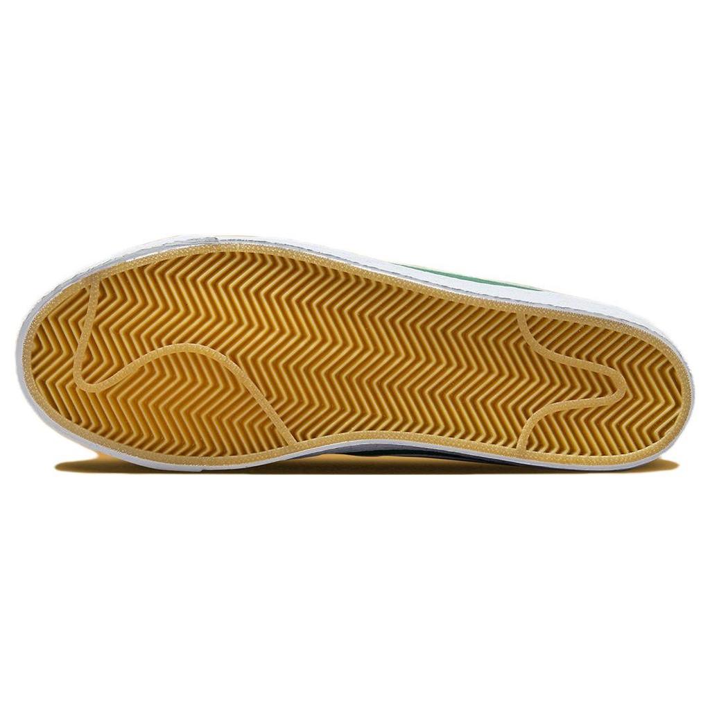 Nike Zoom Blazer Mid SB Abete Uomo Sneakers Verde Bianco FD0731-300