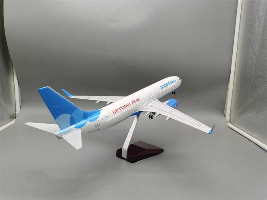 47cm 1:85 Scale Model Russian Victory Airlines Boeing 737 Airplane Airways Diecast Resin Aircraft Office Decor Display Gift