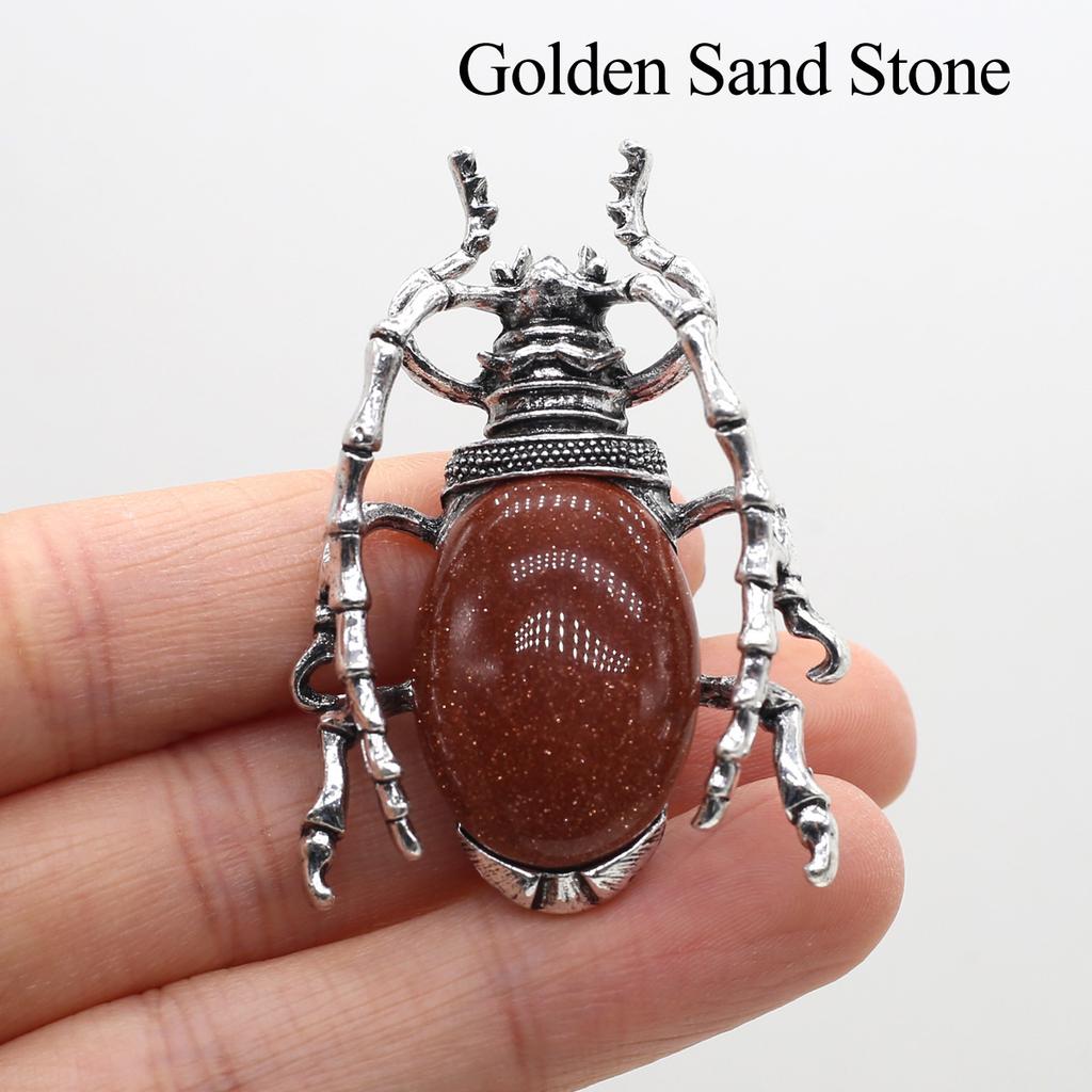1Pc, Natural Stone Shell Beetle Pendant Brooch, Aura Healing Crystal Quartz Jade Gems Charms Brooch Pin for Jewelry Making DIY Halloween Crafts Gifts