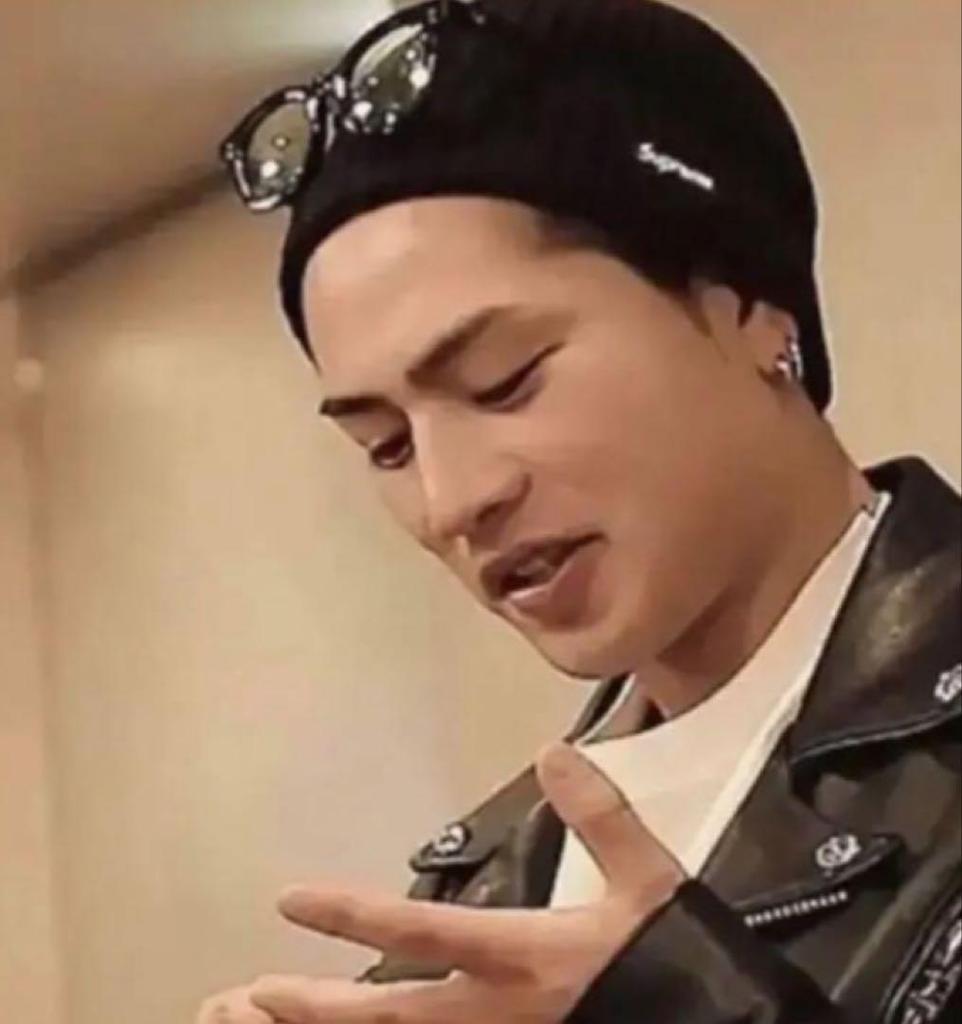 [USED] Supreme 24SS Overdyed Beanie Navy