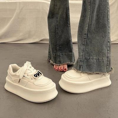 Sponscake dikke zool witte schoenen voor dames, veelzijdige en niche boardschoenen 2025 nieuwe lente high fashion casual sportschoenen