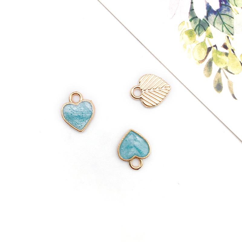 

1 Love Heart Drip Oil Alloy Pendant, 11mm Heart-Shaped Jewelry Accessory for Necklaces & Bracelets, Candy Peach Design.