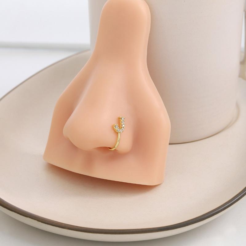 A 26-letter U-shaped Diamond-encruted Nose Stud Without A Pungent Clip