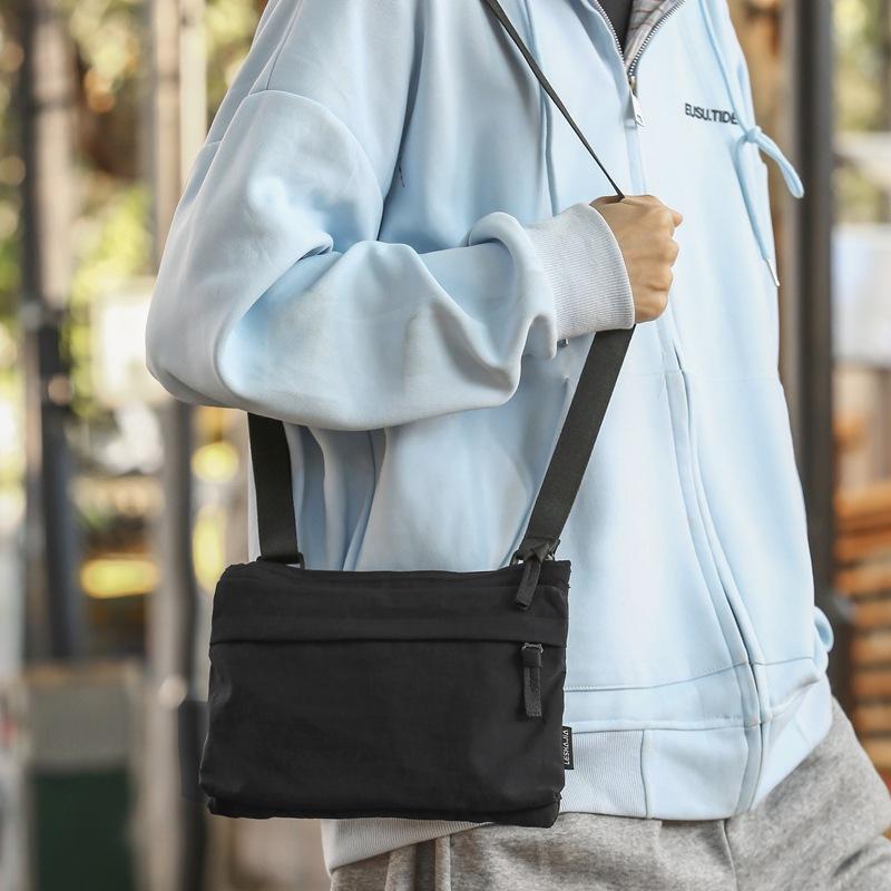 Tide brand messenger bag girls waterproof small square bag shoulder envelope bag summer mobile phone bag tooling locomotive bag men