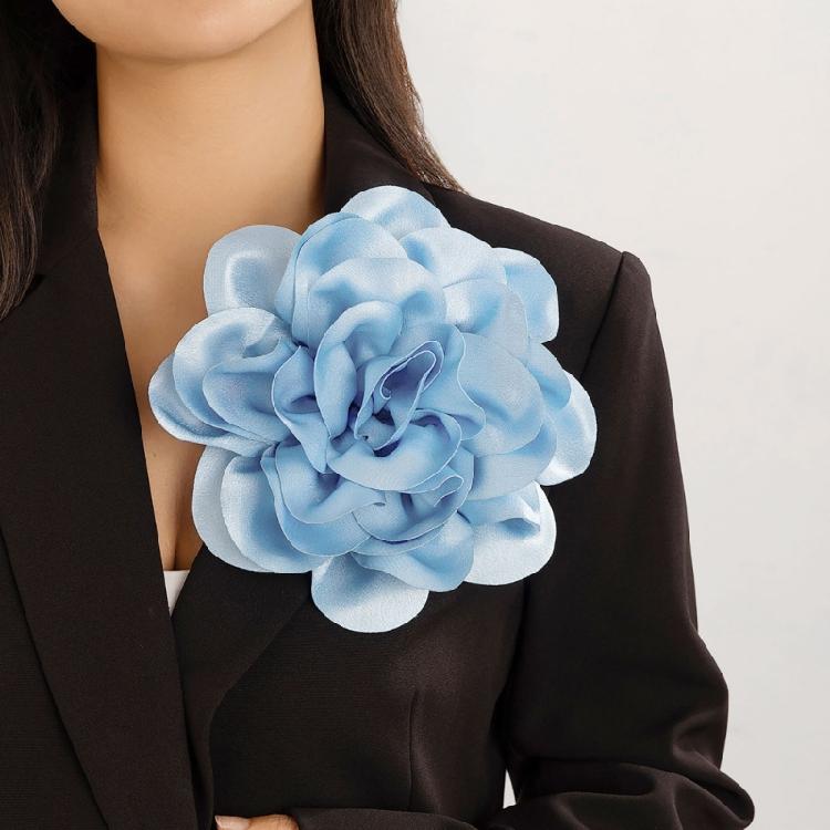 Fashionable Flower Brooch Dinner Party Rose Boutonniere for Special Gatherings