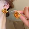 New High-End Earrings Stylish Geometric Amber Earrings Suitable for Women To Wear Retro Charm Fashionable Jewelry Gifts