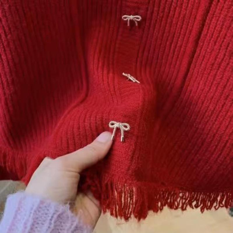 Short Long Sleeved Sweater Top for Women with Spring and Autumn Tassel Design Loose Knit Base Sweater