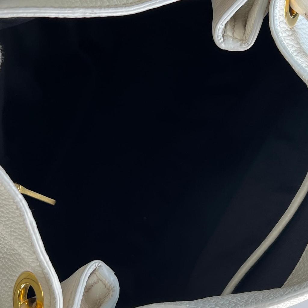 MIUMIU 5BC001 Shoulder Bag white Women used