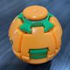 Presiona y gira peonza 3D vórtice tridimensional giratoria luminosa de bolsillo juguete nuevo y único para descompresión y descompresión