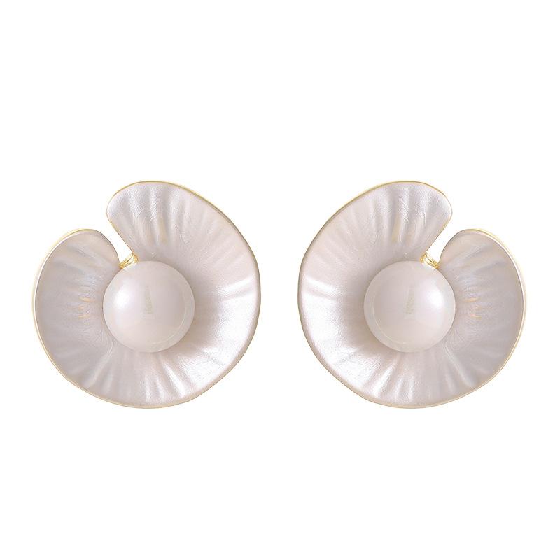 French fashion exquisite simple enamel drop glaze lotus leaf pearl stud earrings light luxury high-end holiday style earrings